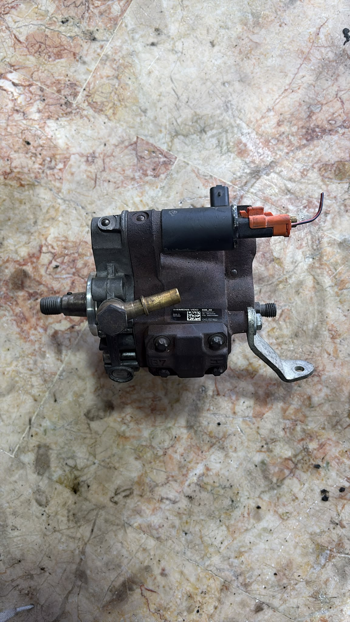 1.4 TDCİ MAZOT POMPASI